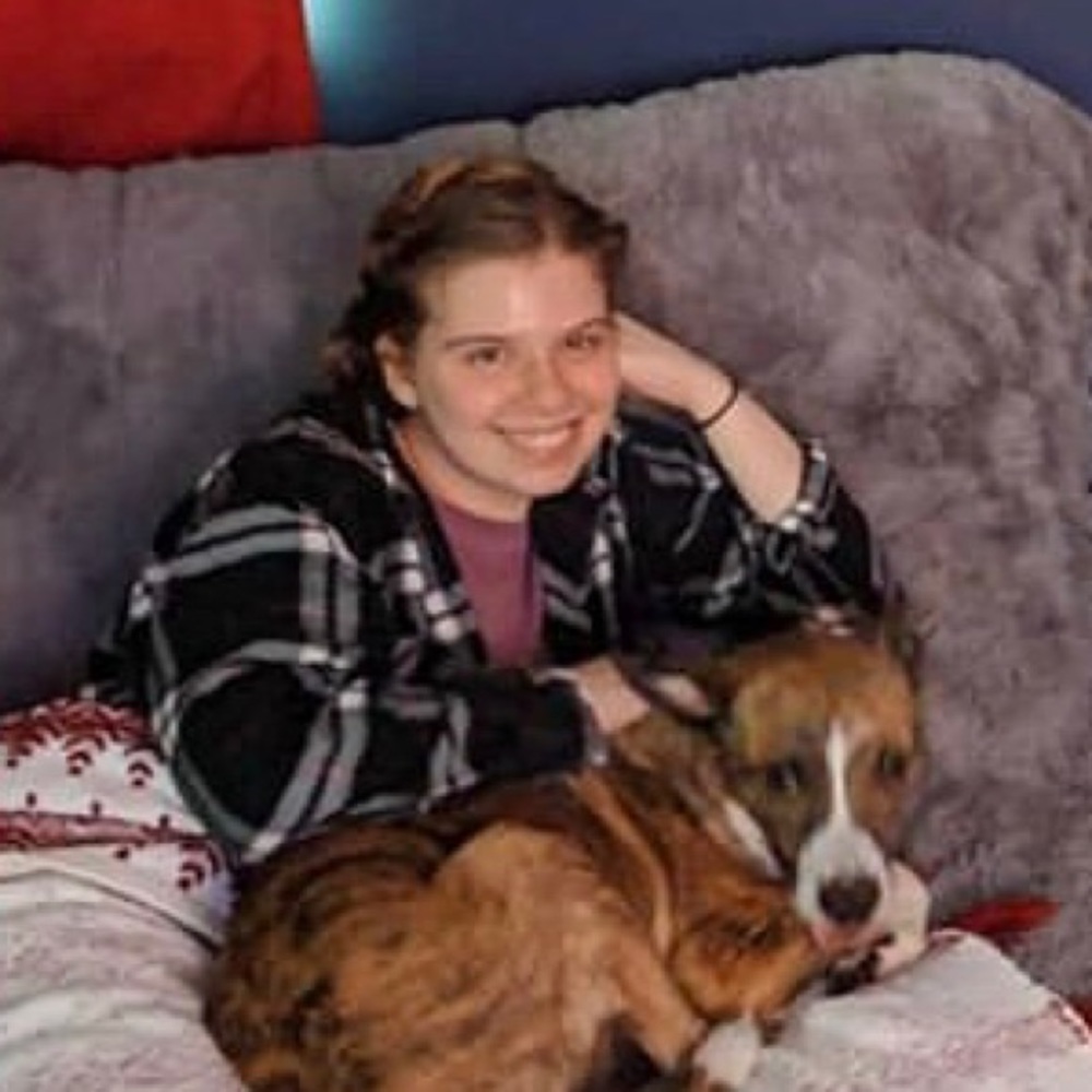 Meet your Posher, Olivia